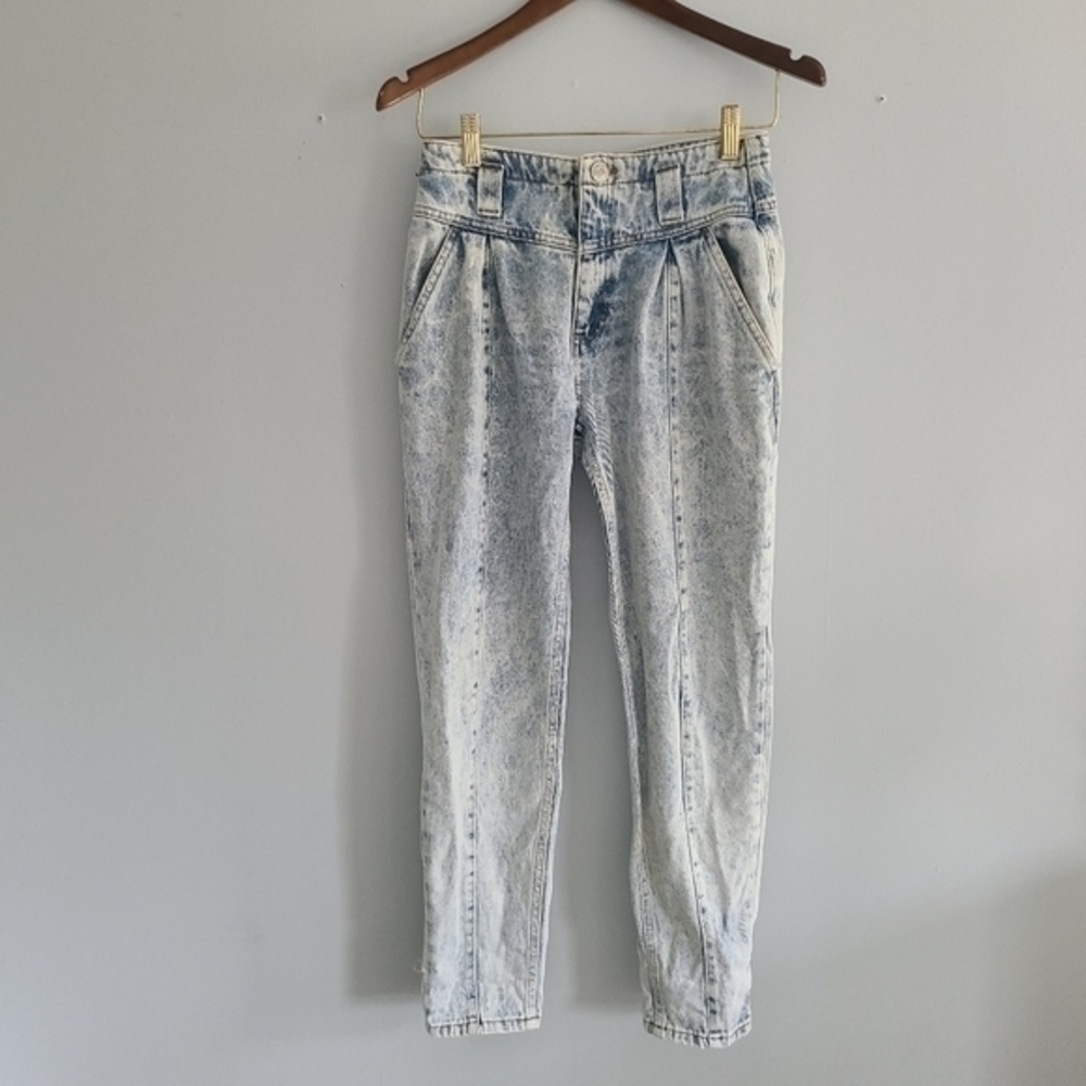 Urban Outfitters BDG Stonewash Carrot Jeans‎
